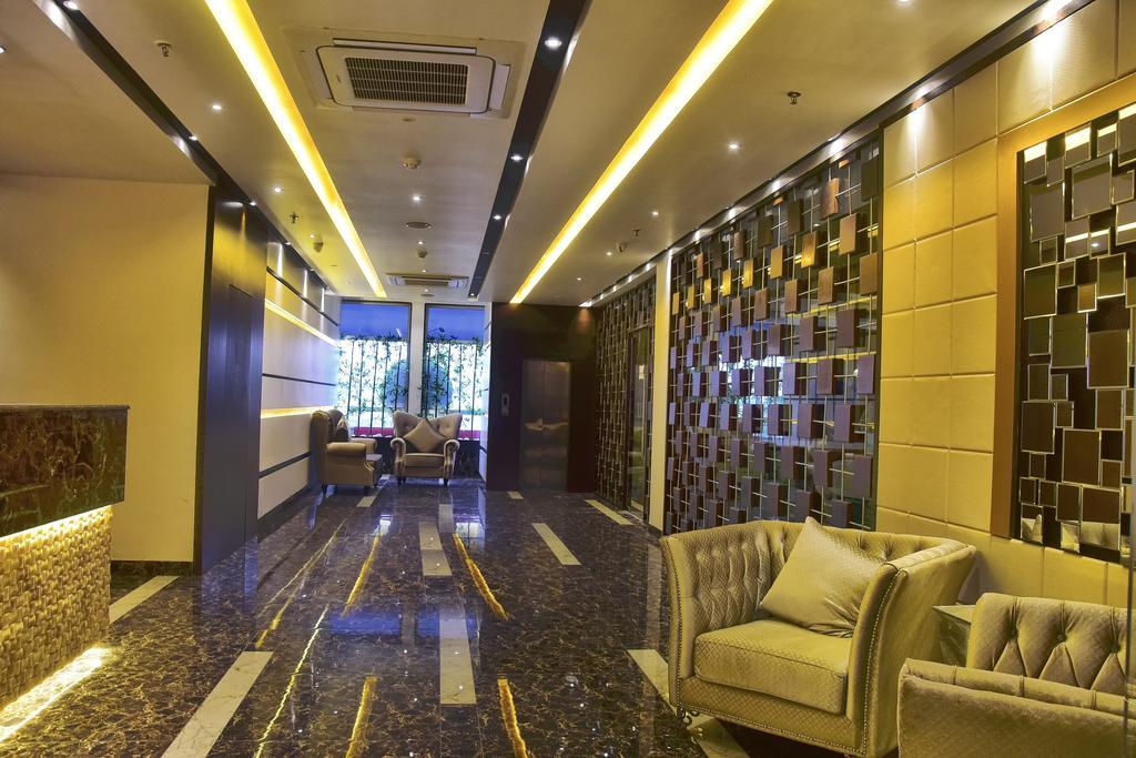 The Fern Residency Kolkata Hotel Exterior photo