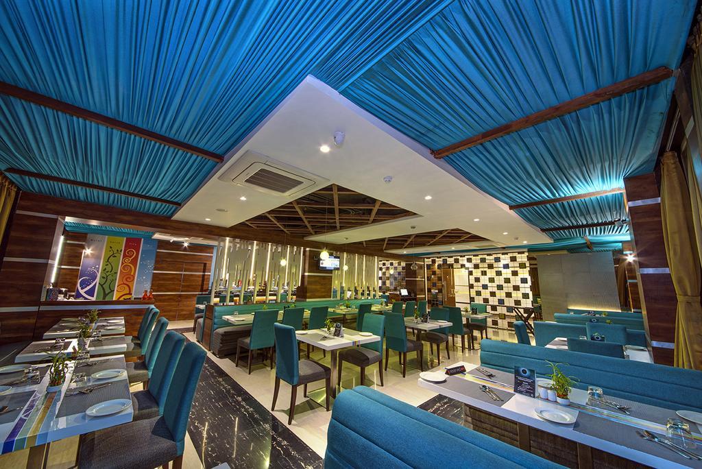 The Fern Residency Kolkata Hotel Exterior photo